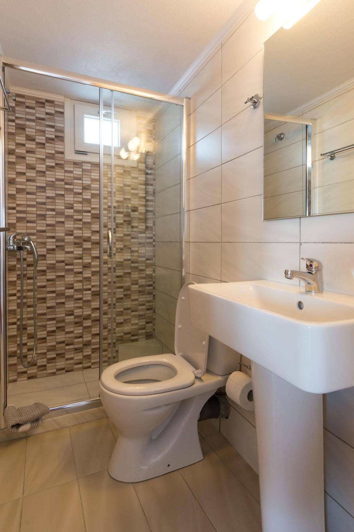 Socrates Apartmens & Restaurant Milatos Exterior photo